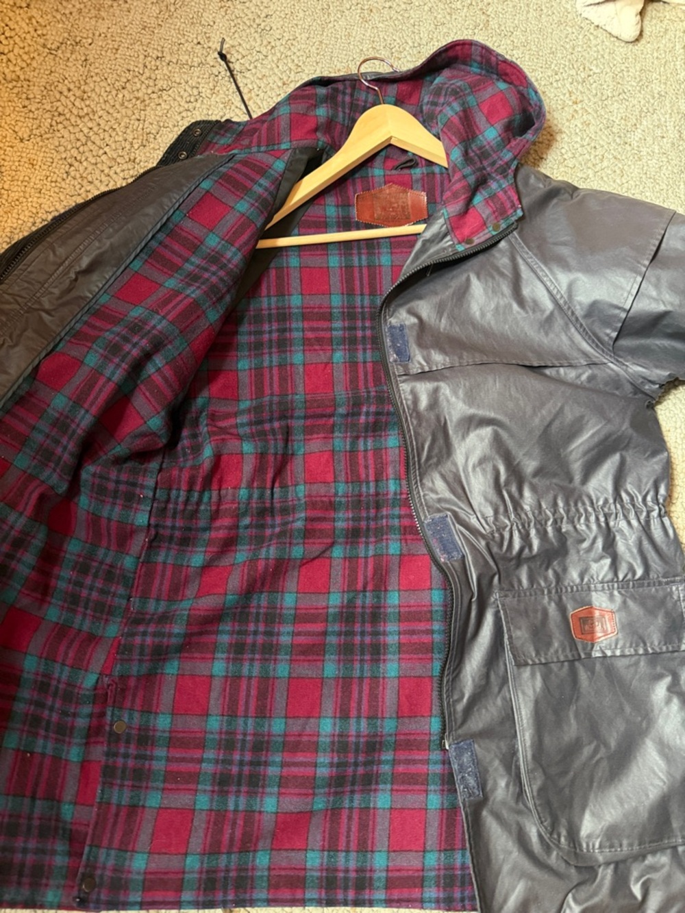Vintage Woolrich Waxed Cotton Charcoal Hooded Trench Coat - Picture 12 of 13